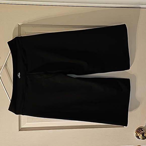 Womens shorts - Picture 3 of 3